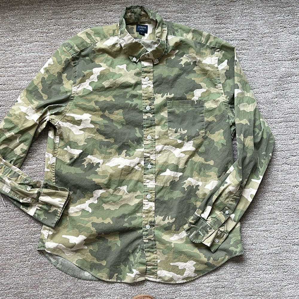 Men’s J. Crew Camp button down shirt